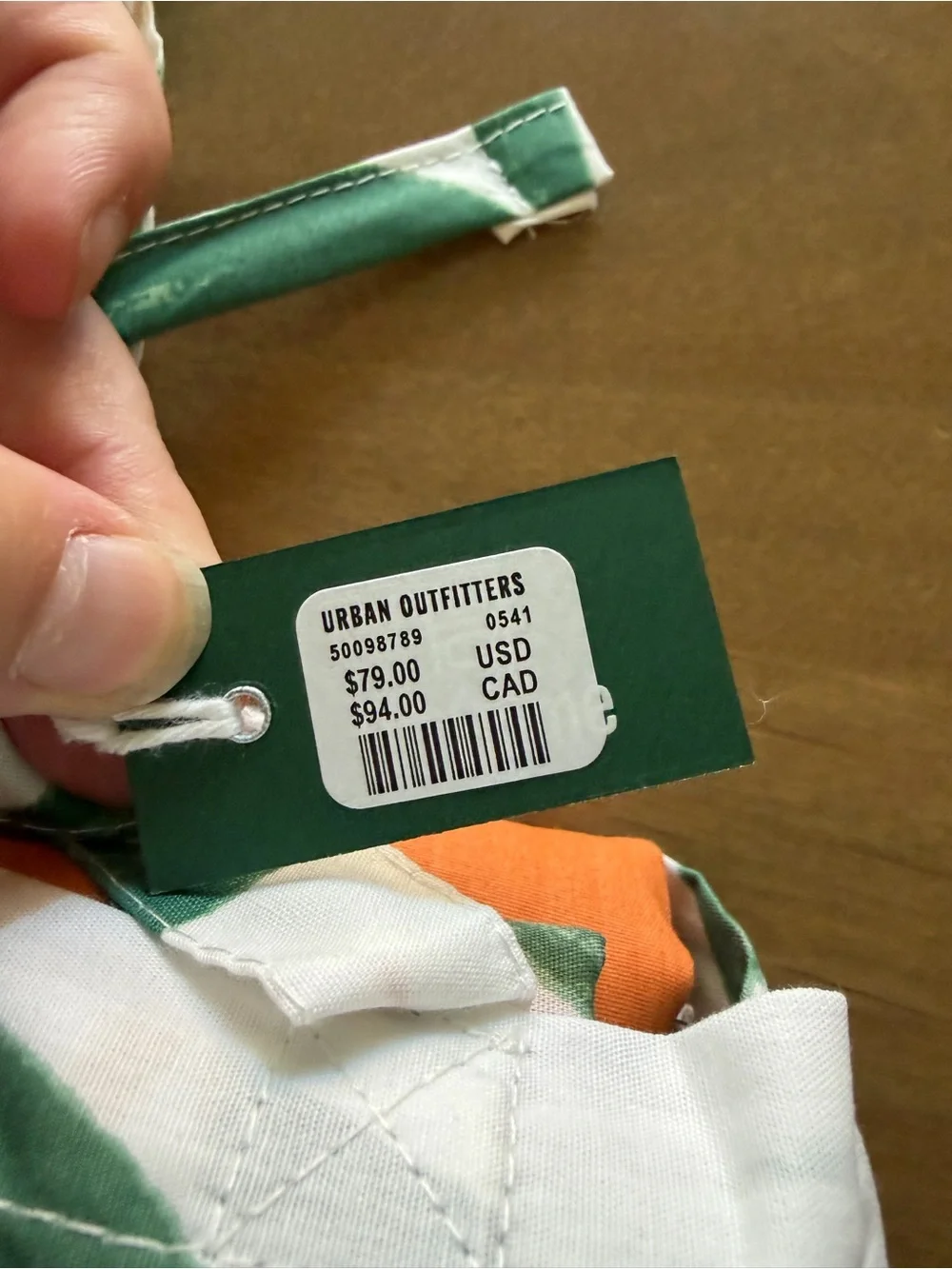 NWT Urban Outfitters Peaches Duvet Set King